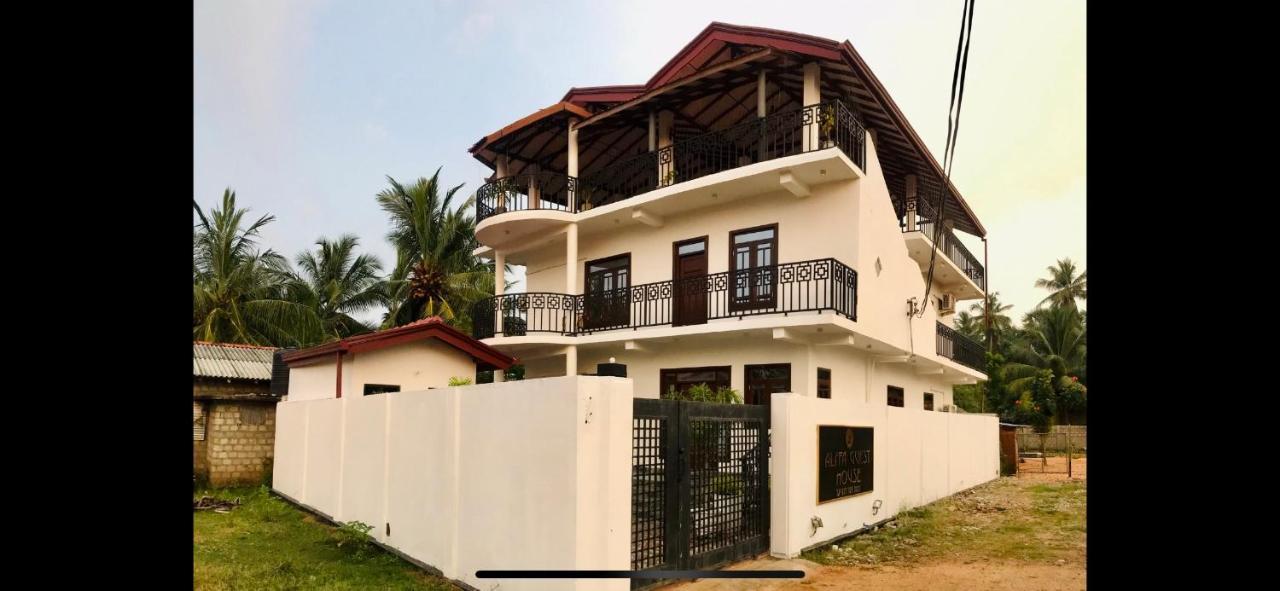 ALFFA Guest inn Trincomalee Eksteriør bilde